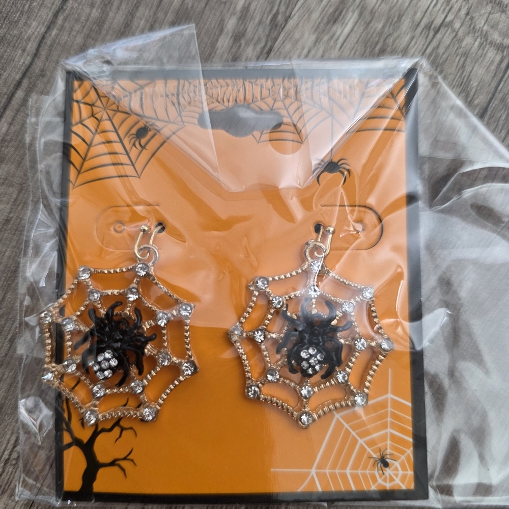 Spider Web Spider Rhinestone Silver Dangl3 Earrings New Whimsigoth Goth